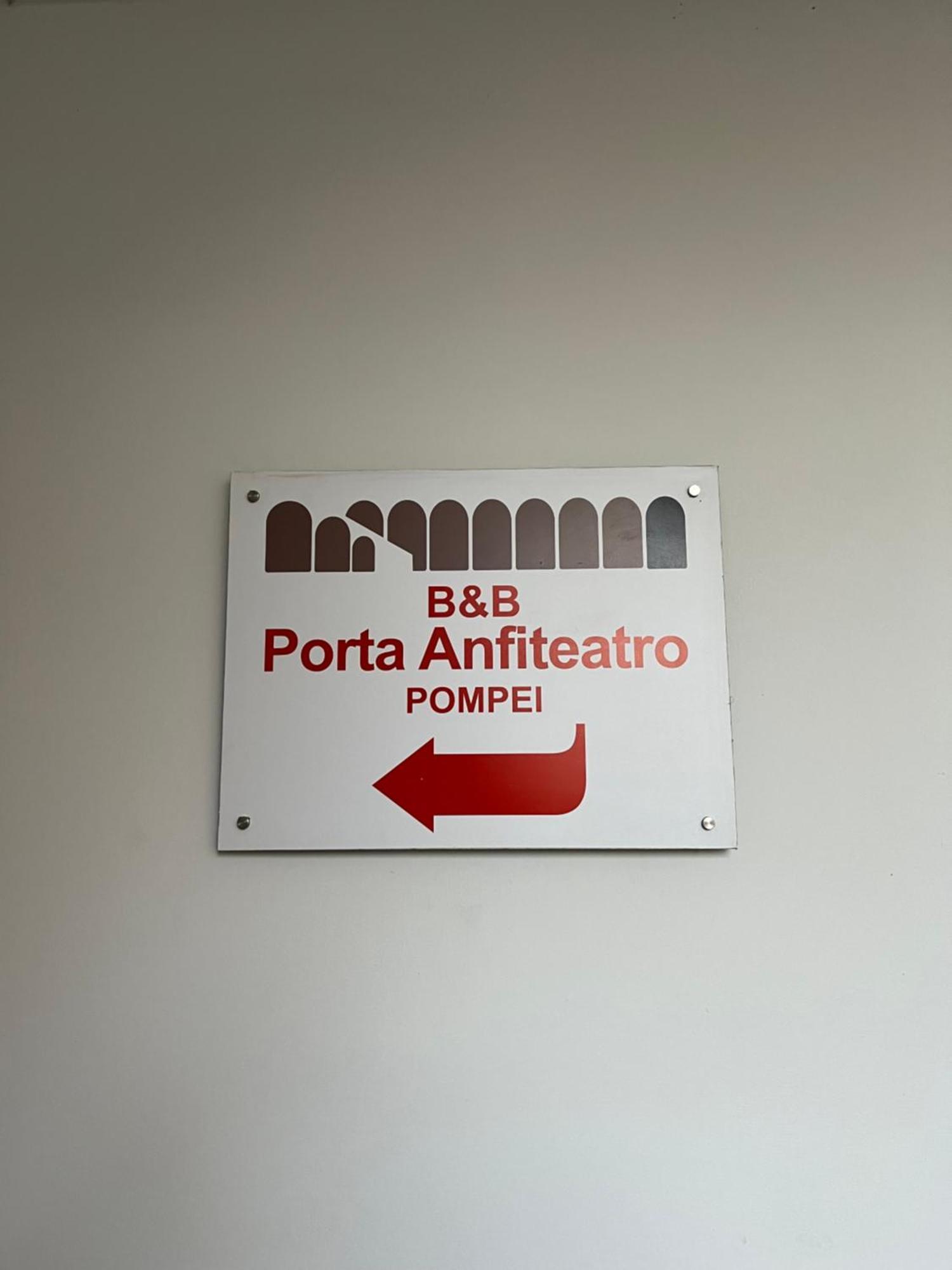 מלון Porta Anfiteatro פומפיי מראה חיצוני תמונה